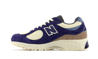 New Balance 2002R NAVY CREAM