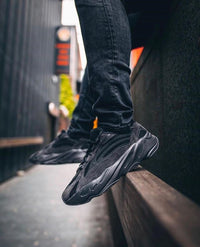 YEEZY 700 MNVN TRIPLE BLACK