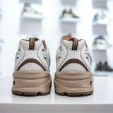 NEW BALANCE 530 Beige 2