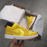 AIR JORDAN 1 LOW YELLOW STRIKE