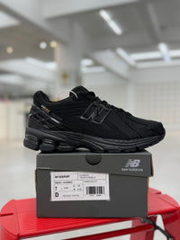 New Balance Cordura