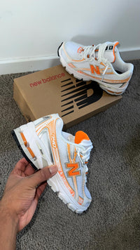 New Balance 740 orange