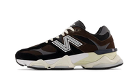 New Balance 9060 DARK BROWN